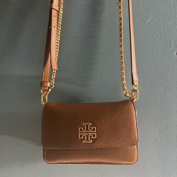 Tory Burch EUC bag and fair condition wallet. - Picture 4 of 9